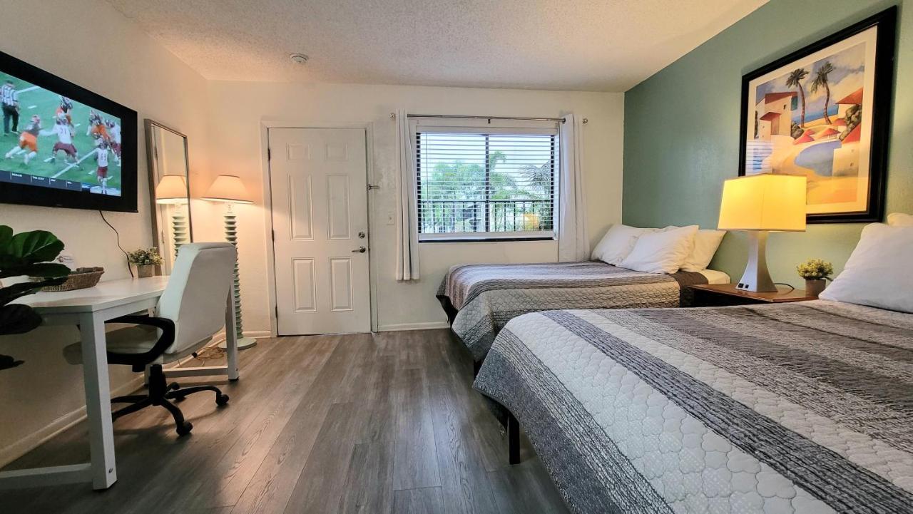 Sunny Palms Inn Lake Worth Beach Exterior foto