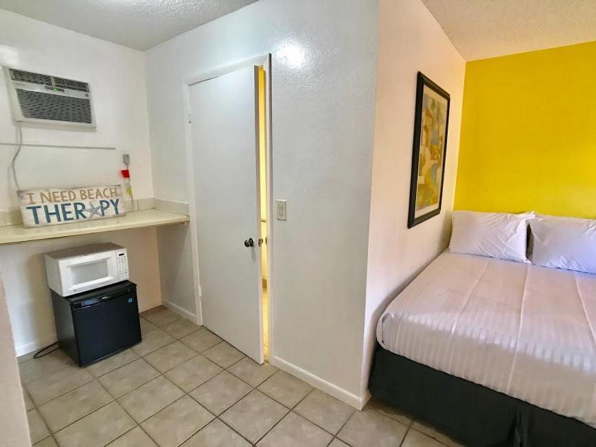 Sunny Palms Inn Lake Worth Beach Exterior foto